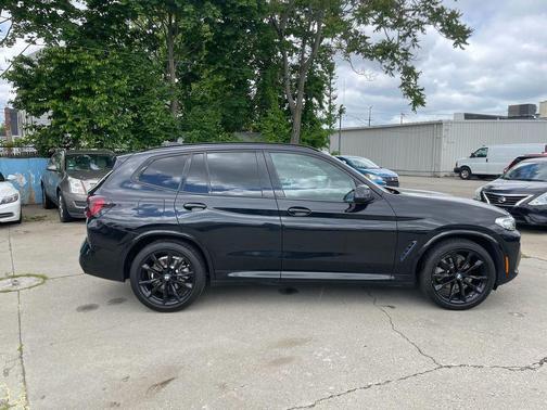 Black Sapphire Metallic 2022 BMW X3 xDrive30i