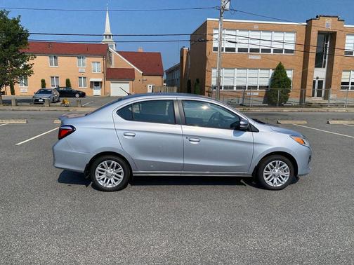 2024 Mitsubishi Mirage G4 SE