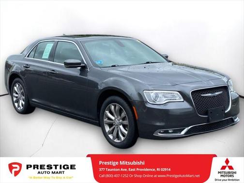 2017 Chrysler 300 Limited