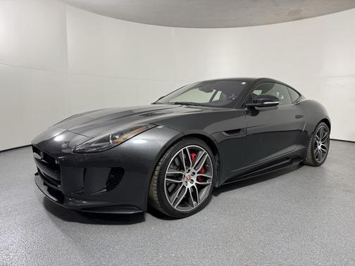 2017 Jaguar F-TYPE R