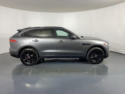 2019 Jaguar F-PACE 25t Premium