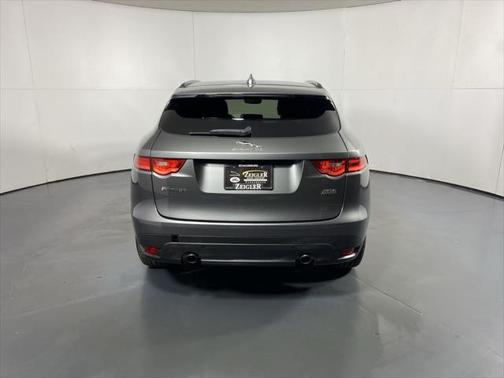 2019 Jaguar F-PACE 25t Premium