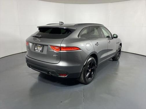 2019 Jaguar F-PACE 25t Premium