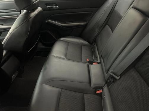 2021 Nissan Altima SR Intelligent AWD