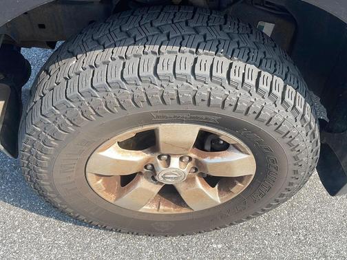 2011 Nissan Frontier SV