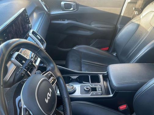 2022 Kia Sorento Hybrid S