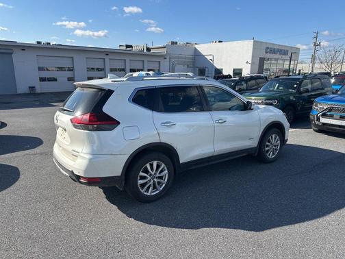 2019 Nissan Rogue Hybrid SV