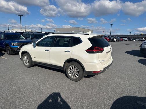 2019 Nissan Rogue Hybrid SV