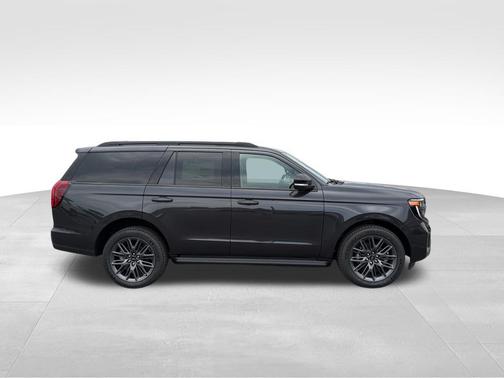 DARK MATTER GRAY METALLIC 2026 Ford Expedition Platinum