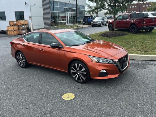 2020 Nissan Altima SR Intelligent AWD