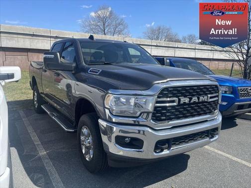 2024 RAM 2500 Big Horn Crew Cab 4x4 6'4' Box