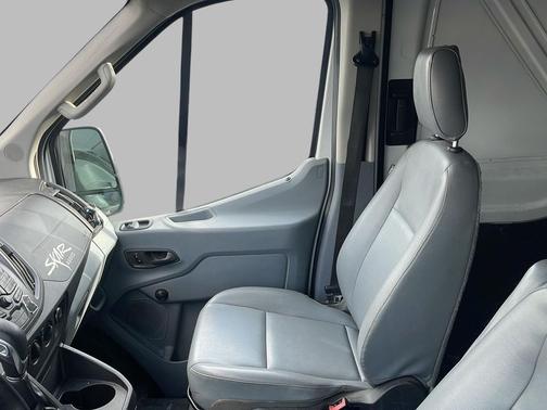 2017 Ford Transit-250 Base