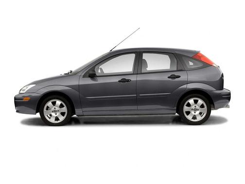Gray 2002 Ford Focus ZX5