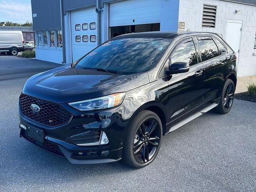 2022 Ford Edge ST