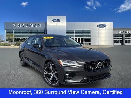 2024 Volvo S60 B5 Plus Dark Theme
