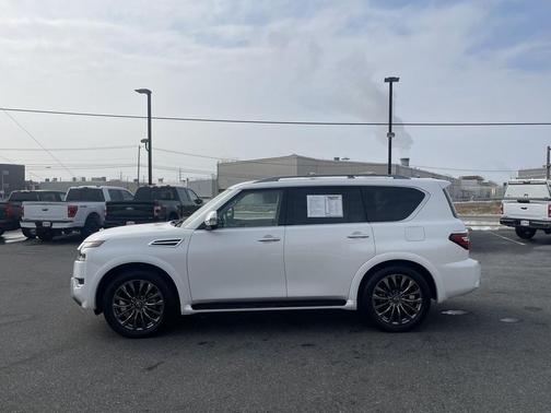 2023 Nissan Armada Platinum 4WD