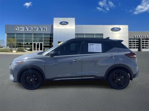 2021 Nissan Kicks SR