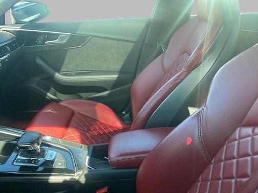 2021 Audi S4 Premium Plus TFSI quattro Tiptronic