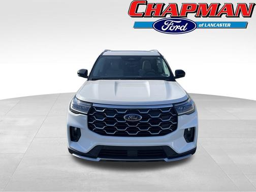 Star White Metallic Tri-Coat 2026 Ford Explorer Platinum