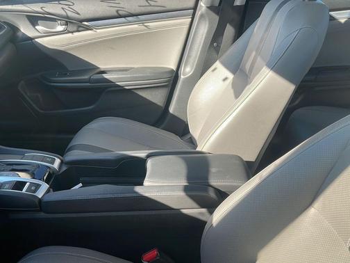 2018 Honda Civic EX-L