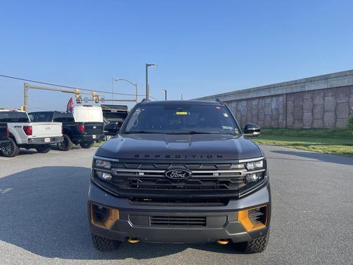 2025 Ford Expedition Tremor