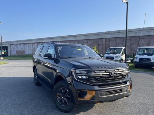 2025 Ford Expedition Tremor