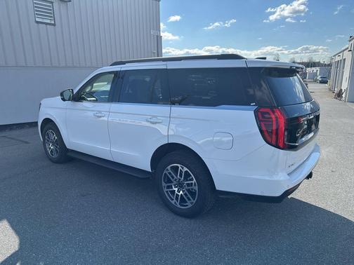 OXFORD WHITE 2025 Ford Expedition Active