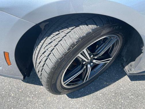 ICONIC SILVER METALLIC 2024 Ford Mustang EcoBoost Premium
