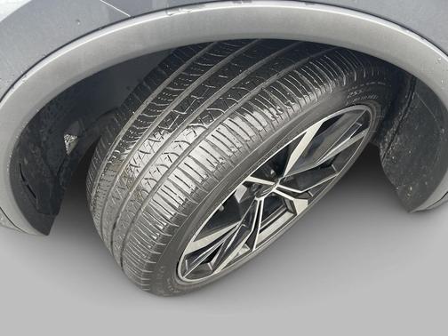 2023 Volkswagen Tiguan 2.0T SEL R-Line 4MOTION