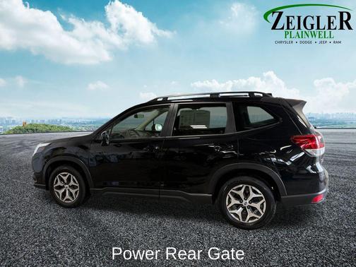 2024 Subaru Forester Premium
