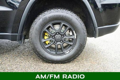 2020 Jeep Grand Cherokee Laredo