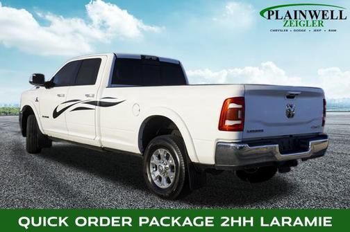 2019 RAM 3500 Laramie Crew Cab 4x4 8' Box