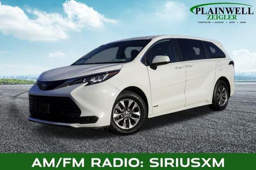 2021 Toyota Sienna LE