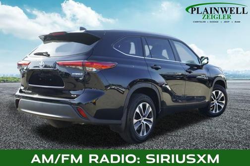2023 Toyota Highlander Hybrid XLE