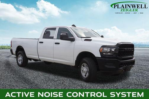 2023 RAM 3500 Tradesman Crew Cab 4x4 8' Box