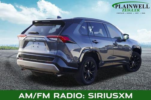 2023 Toyota RAV4 Hybrid SE