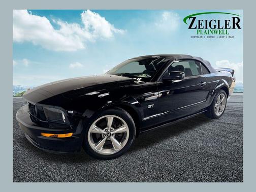 Ebony Clearcoat 2008 Ford Mustang GT Deluxe