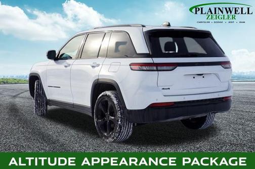 2023 Jeep Grand Cherokee Altitude