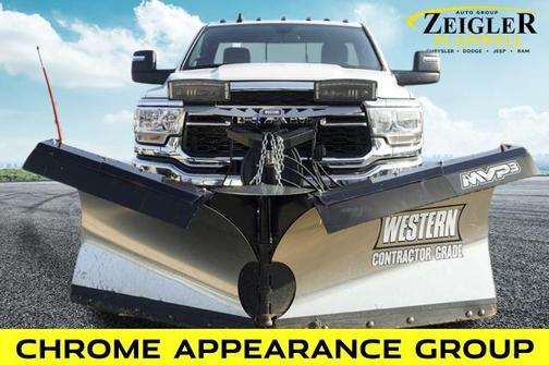 2024 RAM 2500 Tradesman Regular Cab 4x4 8' Box