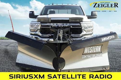 2024 RAM 2500 Tradesman Regular Cab 4x4 8' Box
