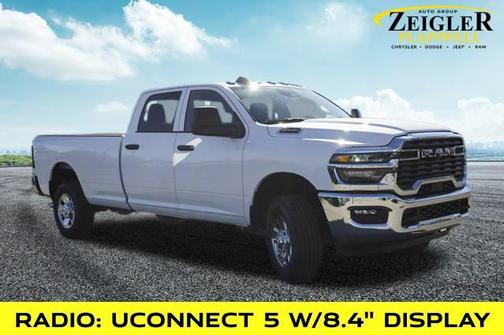 2025 RAM 2500 Tradesman Crew Cab 4x4 8' Box