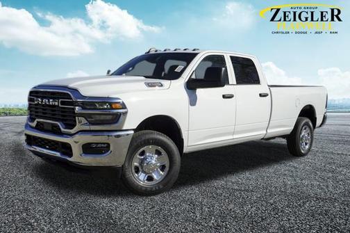 2025 RAM 2500 Tradesman Crew Cab 4x4 8' Box