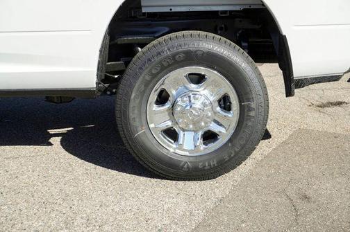 2025 RAM 2500 Tradesman Crew Cab 4x4 8' Box