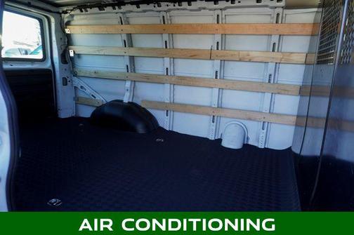 2024 GMC Savana 2500 Work Van