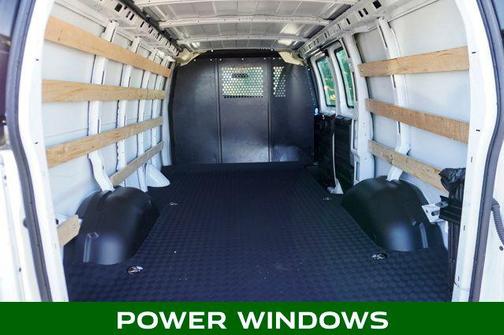 2024 GMC Savana 2500 Work Van