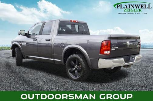 2016 RAM 1500 SLT