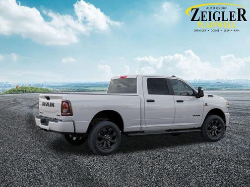 Bright White Clearcoat 2026 RAM 2500 Big Horn Crew Cab 4x4 6'4' Box