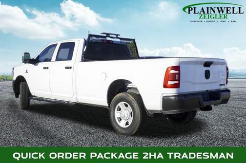 2024 RAM 3500 Tradesman Crew Cab 4x4 8' Box