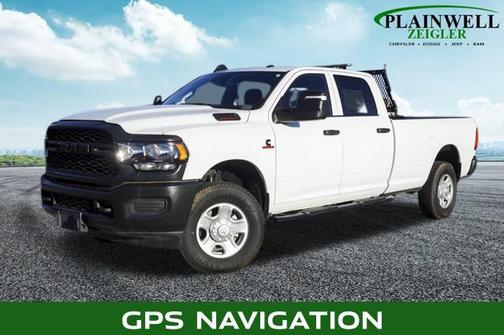 2024 RAM 3500 Tradesman Crew Cab 4x4 8' Box