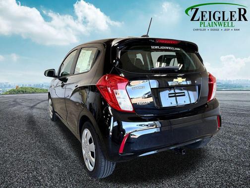 Mosaic Black Metallic 2019 Chevrolet Spark LS